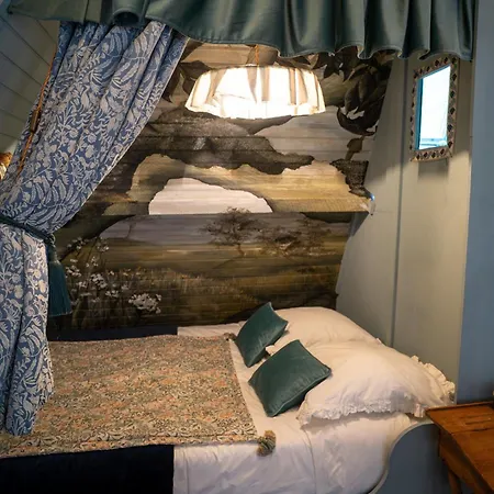 Charming Between Countryside And Sea * Genneville